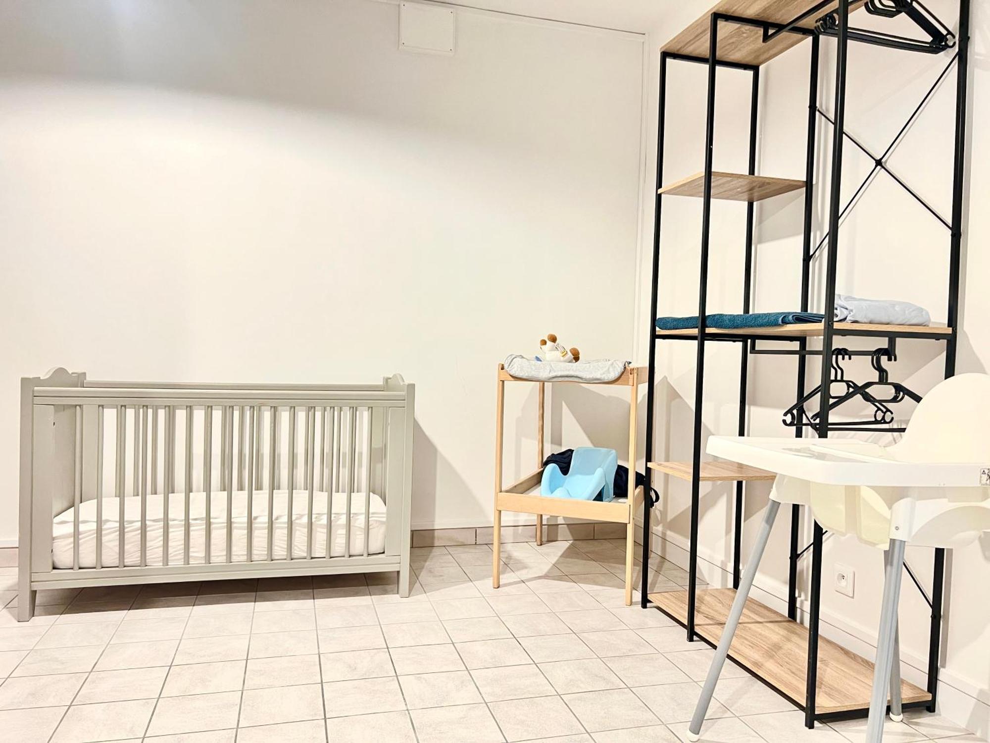Le Grand Penon ~ Logement Spacieux A 6 Min Du Parc Saint-Georges-les-Baillargeaux Екстериор снимка